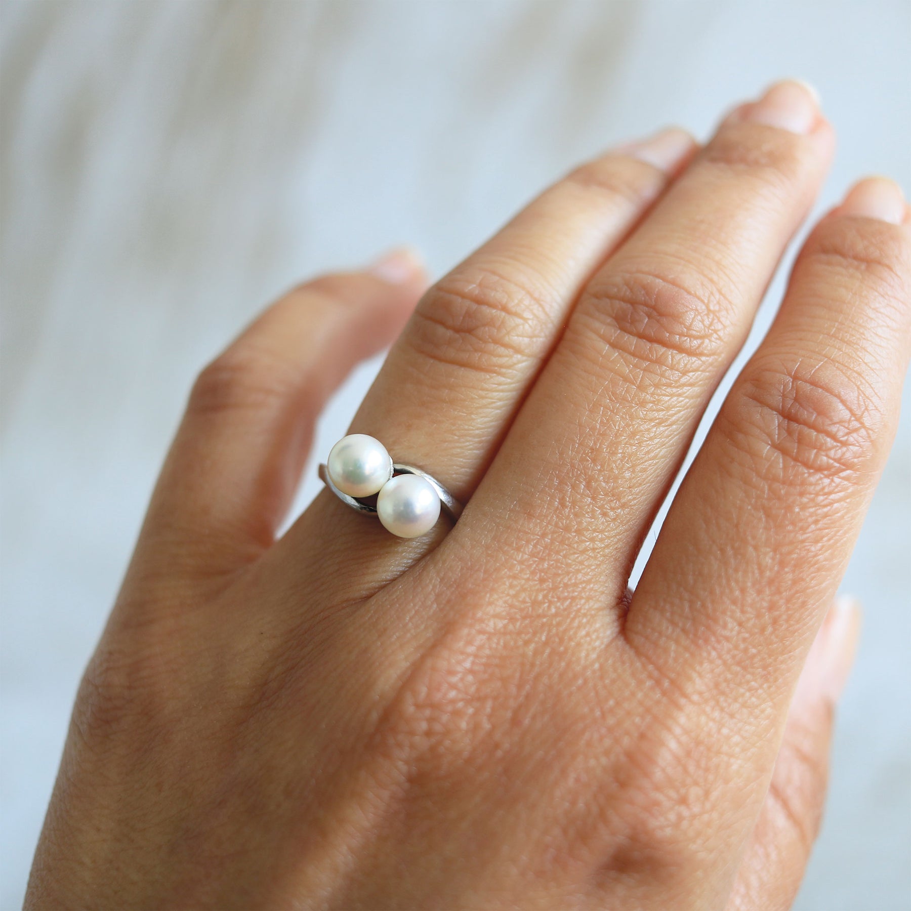 Freshwater Cultured Pearl Toi et Moi Bypass Ring
