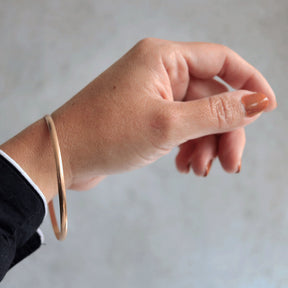 18K Yellow Gold Bangle Bracelet