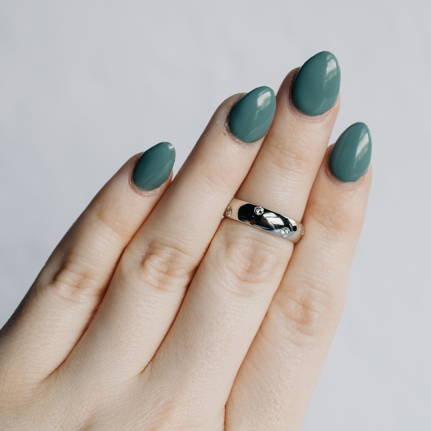 Platinum Flush-Set Diamond Band