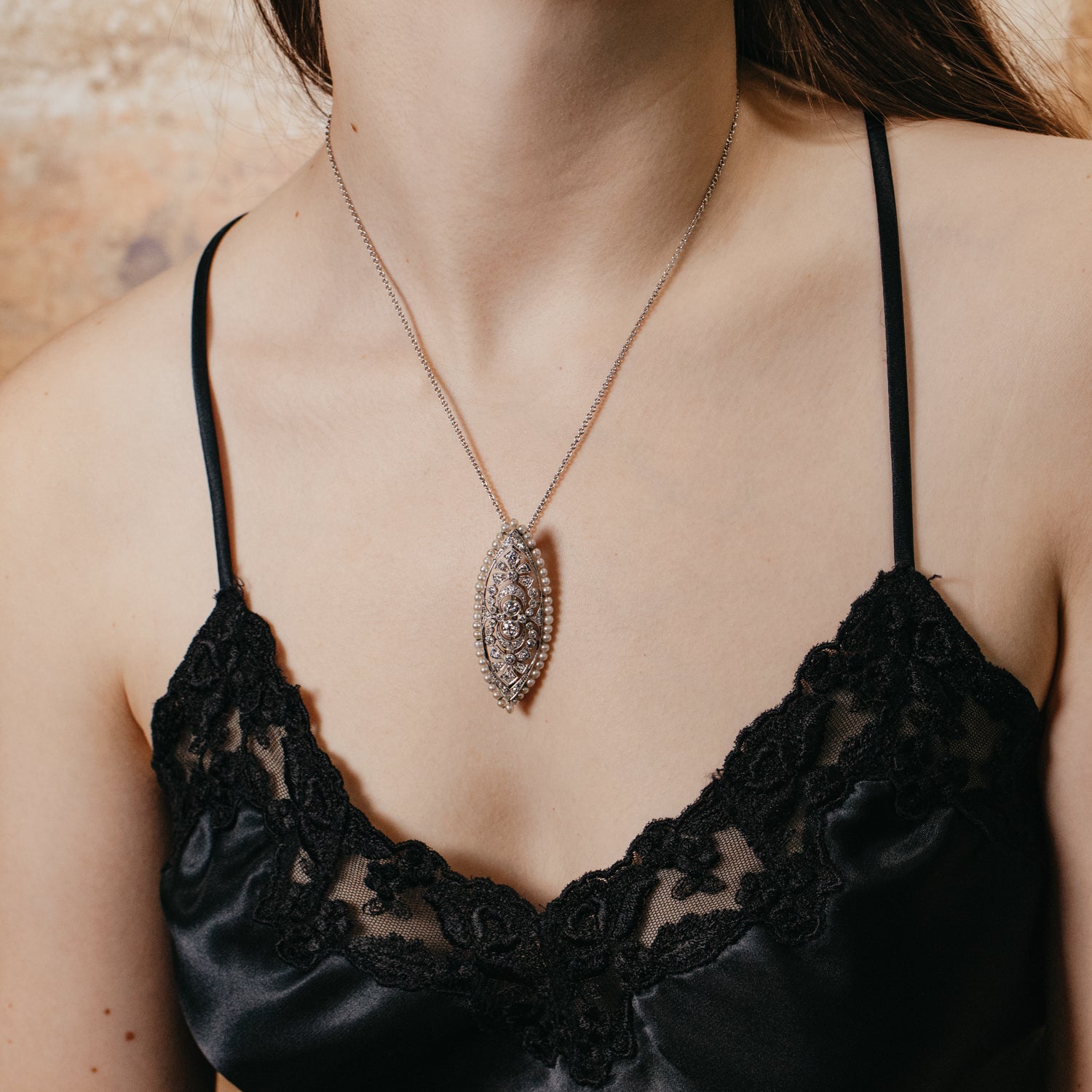 Art Deco Diamond & Pearl Platinum & Yellow Gold Brooch Necklace