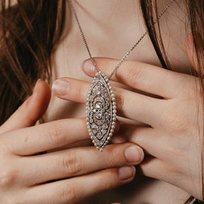 Art Deco Diamond & Pearl Platinum & Yellow Gold Brooch Necklace