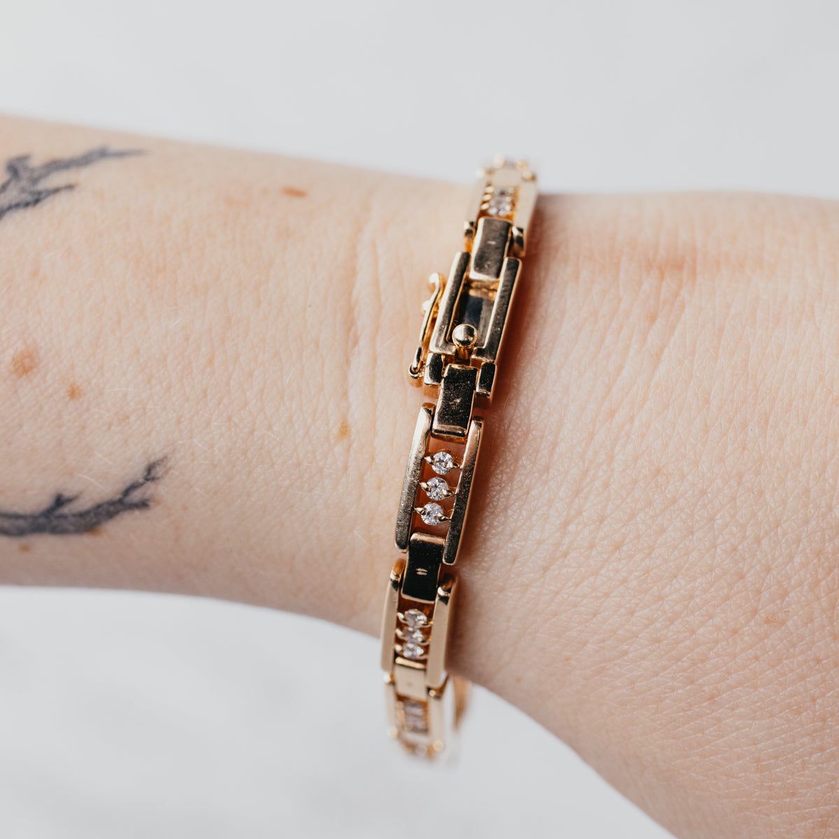 14K Yellow Gold Natural Diamond Floating Link Bracelet