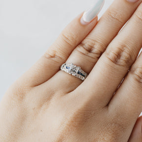 18K White Gold Princess Cut Diamond & Sapphire Ring