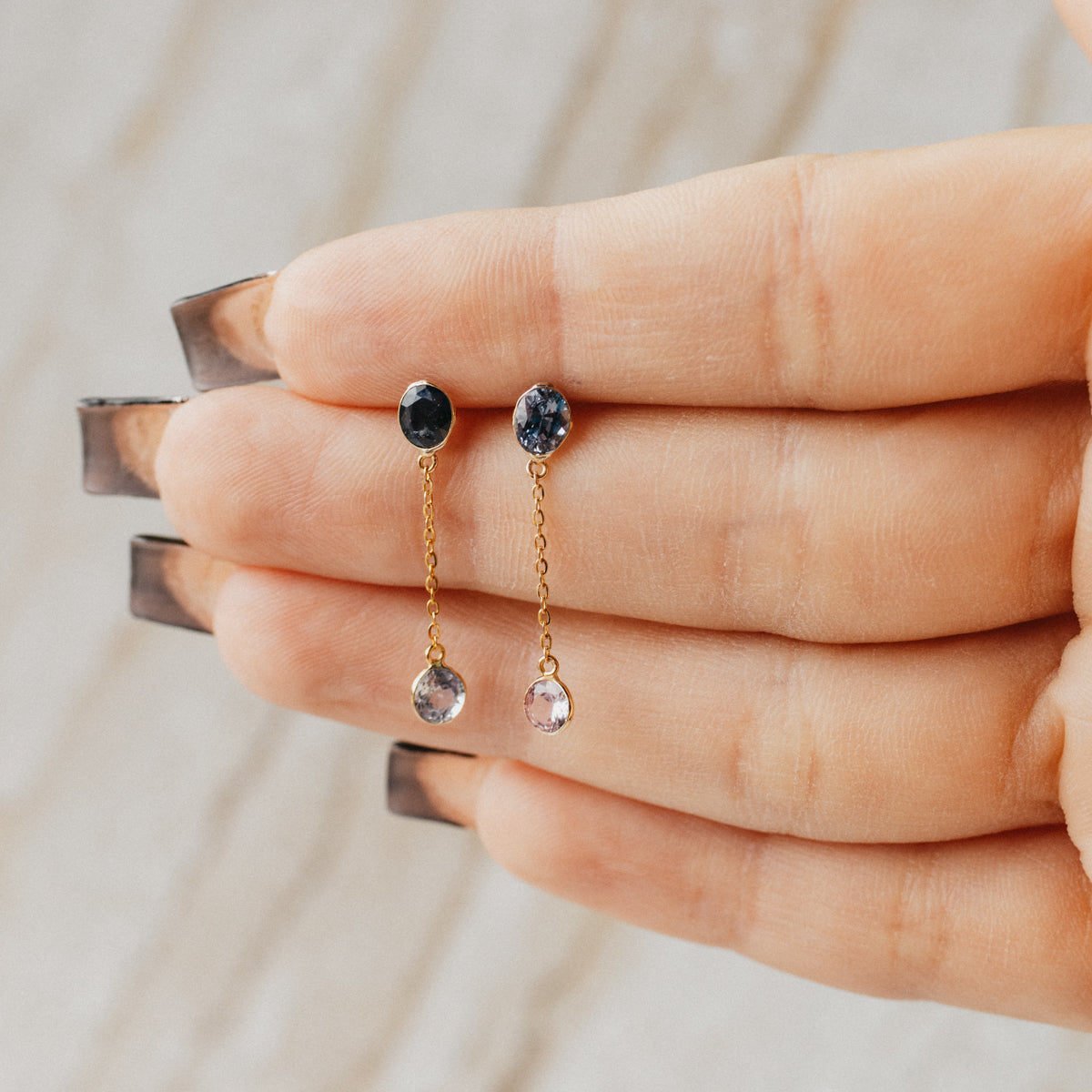 18K Yellow Gold Blue & Pink Sapphire Dangle Earrings