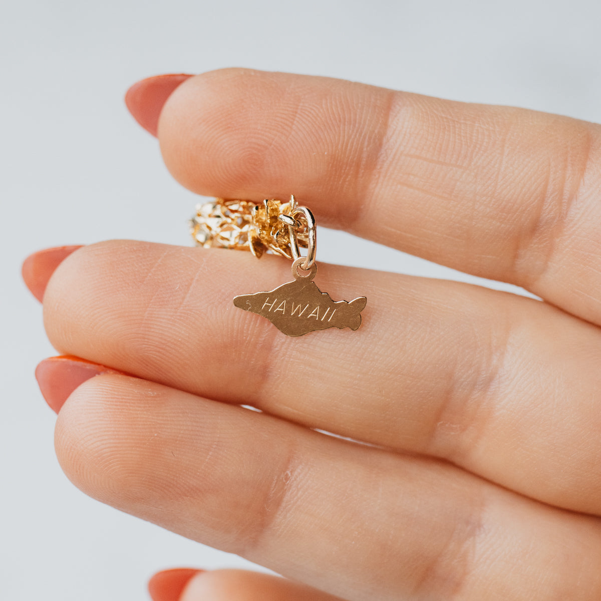 14K Yellow Gold Pineapple Charm