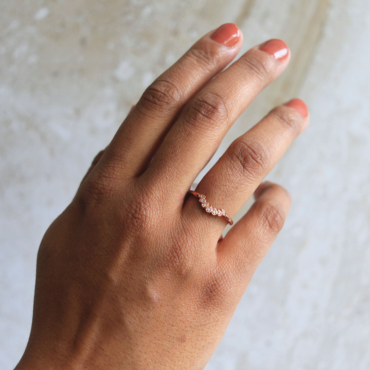 Rose Gold Diamond Contour 14K Wedding Band