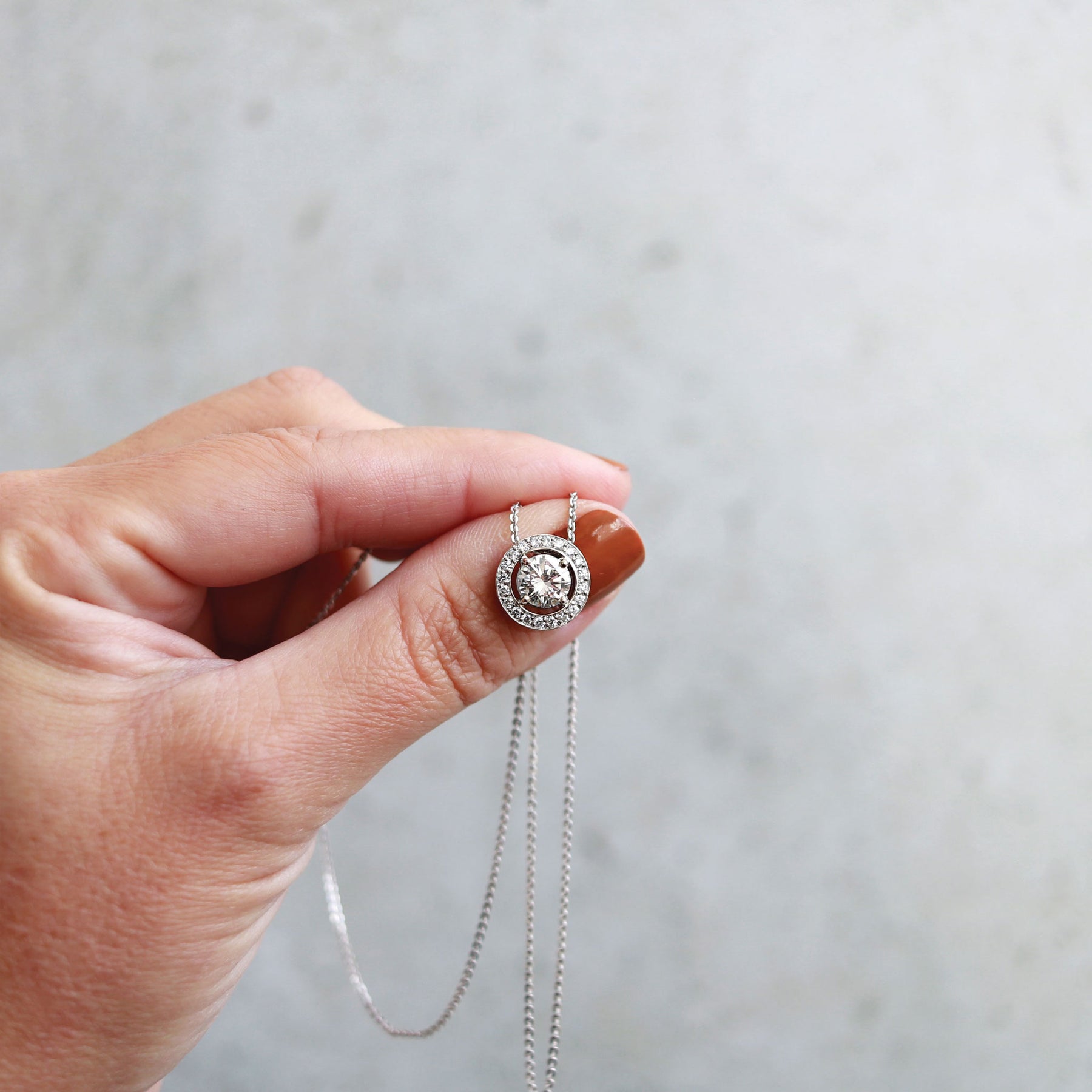 -Natural 1.00ct Diamond Halo Pendant Necklace