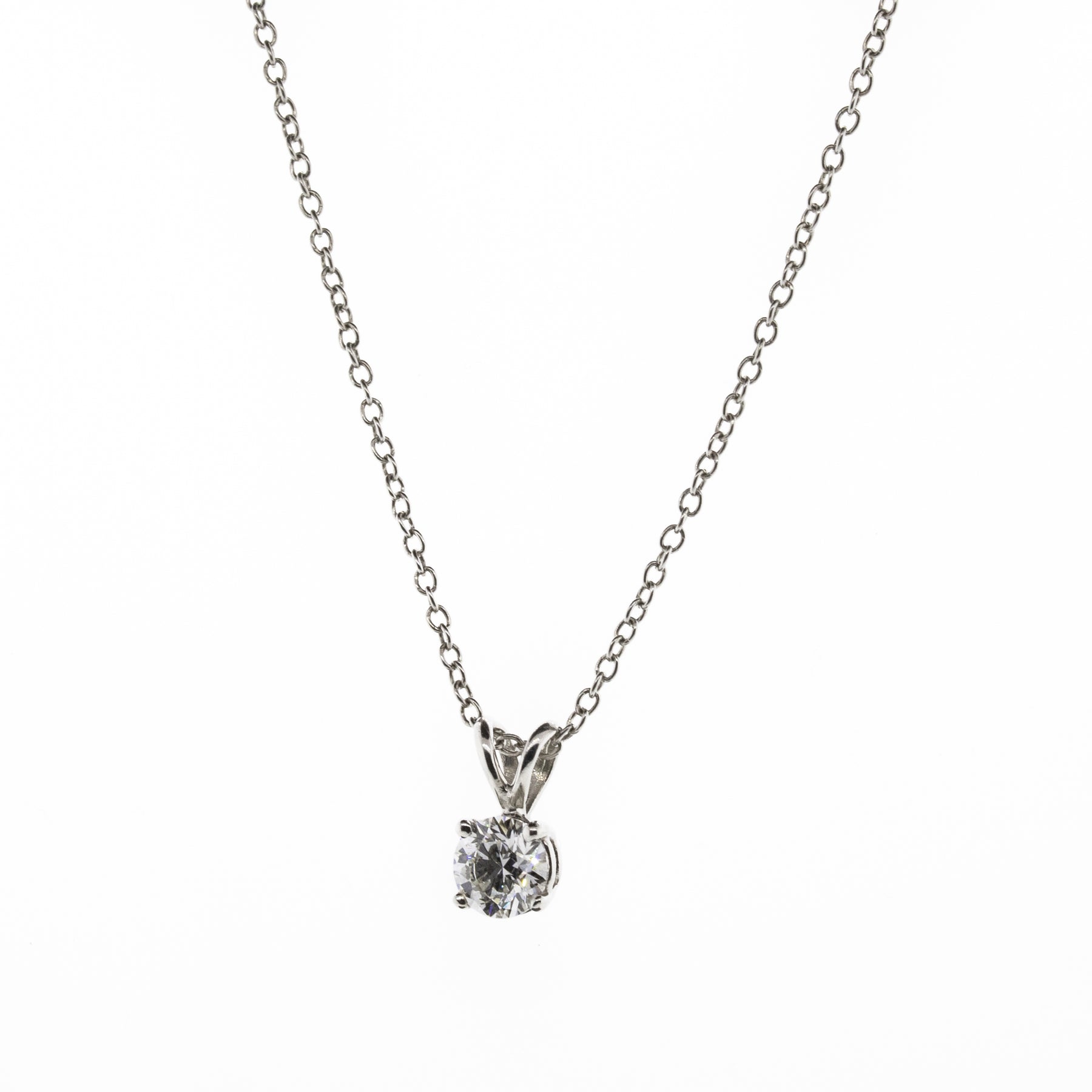 -Round Brilliant Diamond Solitaire Platinum Necklace