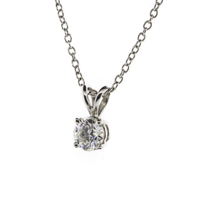 -Round Brilliant Diamond Solitaire Platinum Necklace