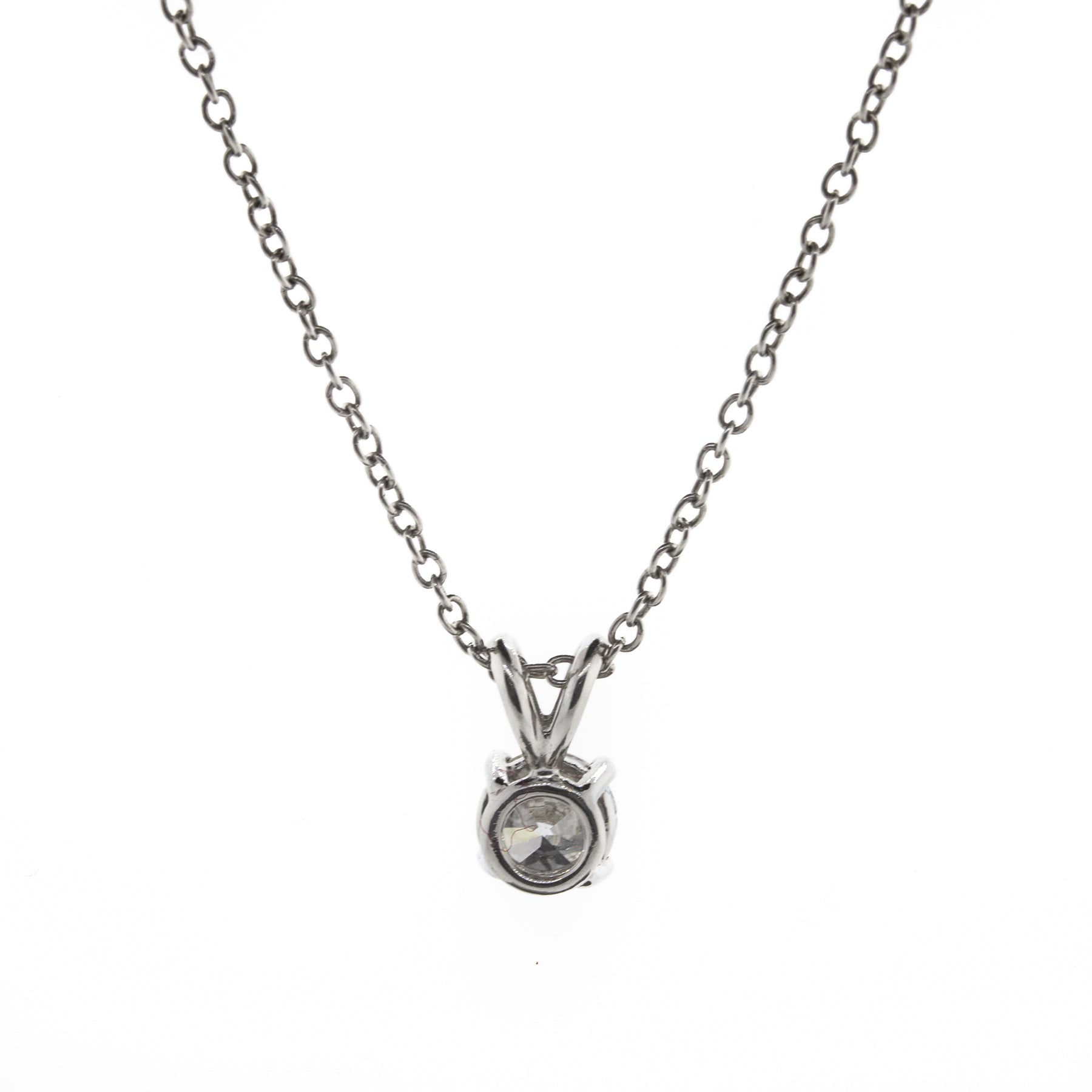 -Round Brilliant Diamond Solitaire Platinum Necklace