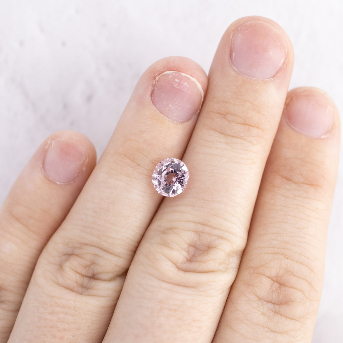 -2.08ct Round Cut Natural Peach Sapphire