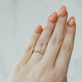 14K Yellow Gold Pear And Round Cut Diamond Contour Band