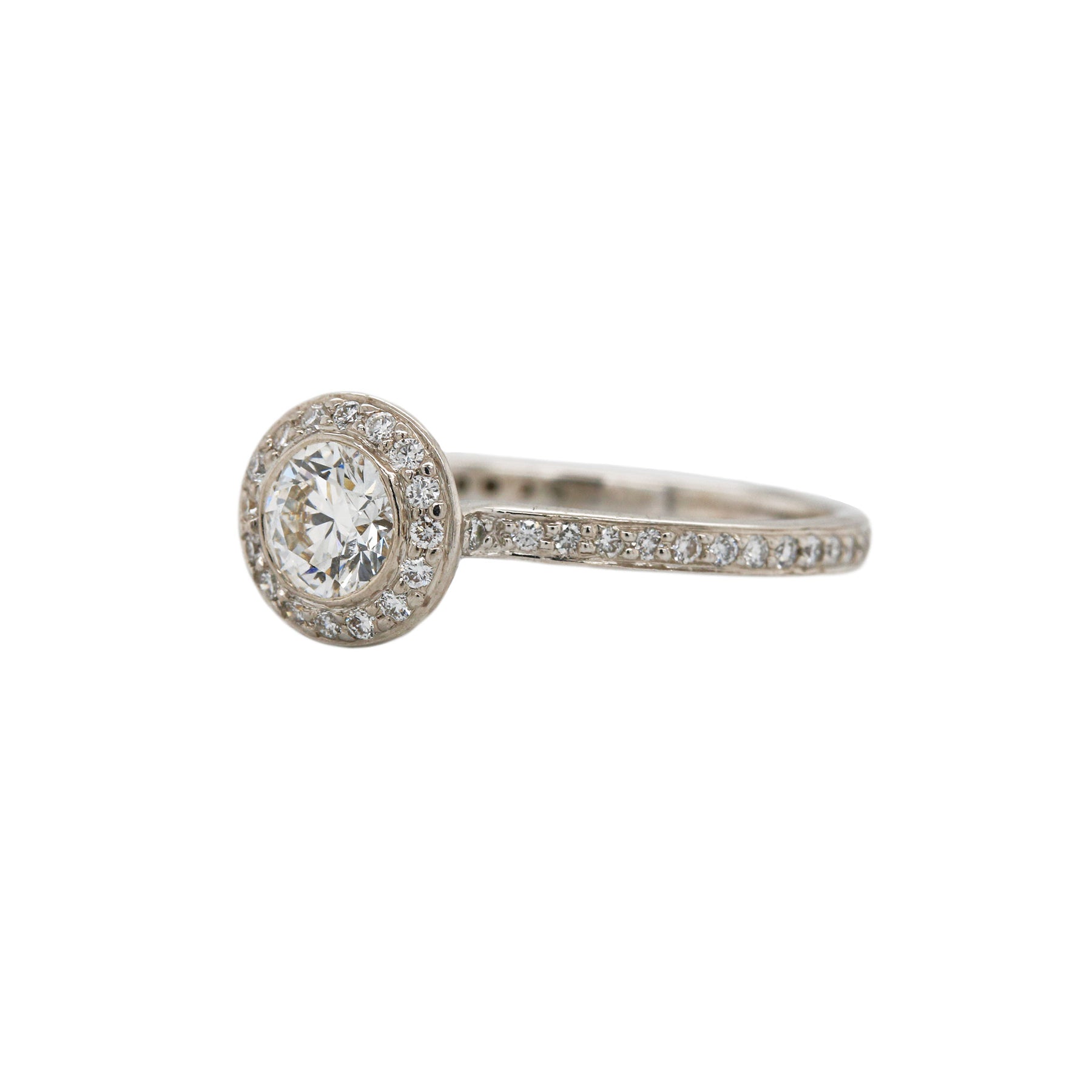 0.76ctw Diamond Halo Engagement Ring