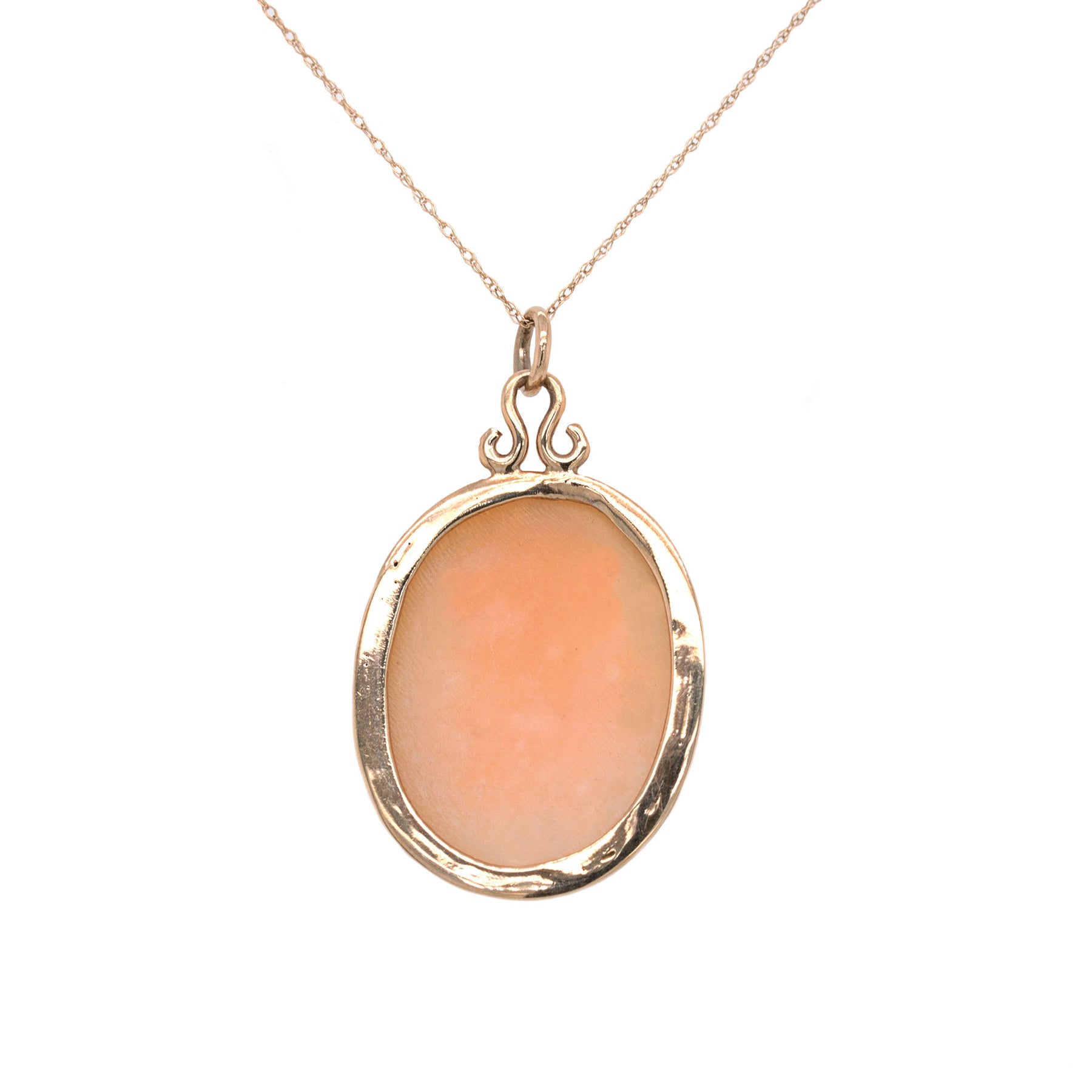 -Yellow Gold Shell Cameo Pendant Necklace