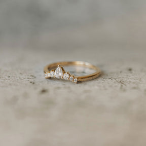 14K Yellow Gold Pear And Round Cut Diamond Contour Band